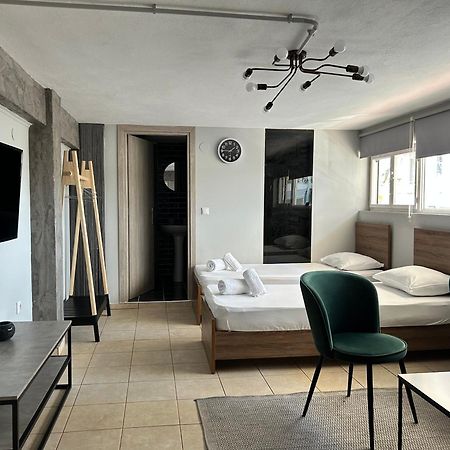 Theloft Apartment Kavala Bagian luar foto