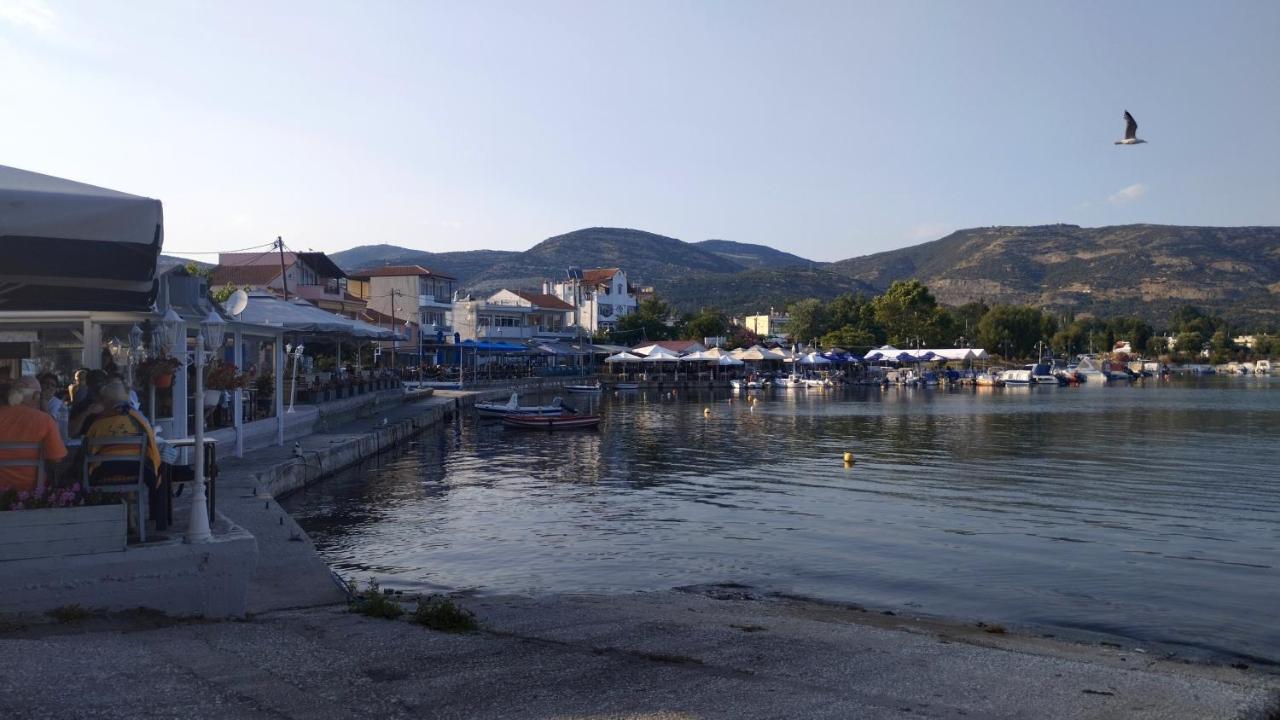 Theloft Apartment Kavala Bagian luar foto