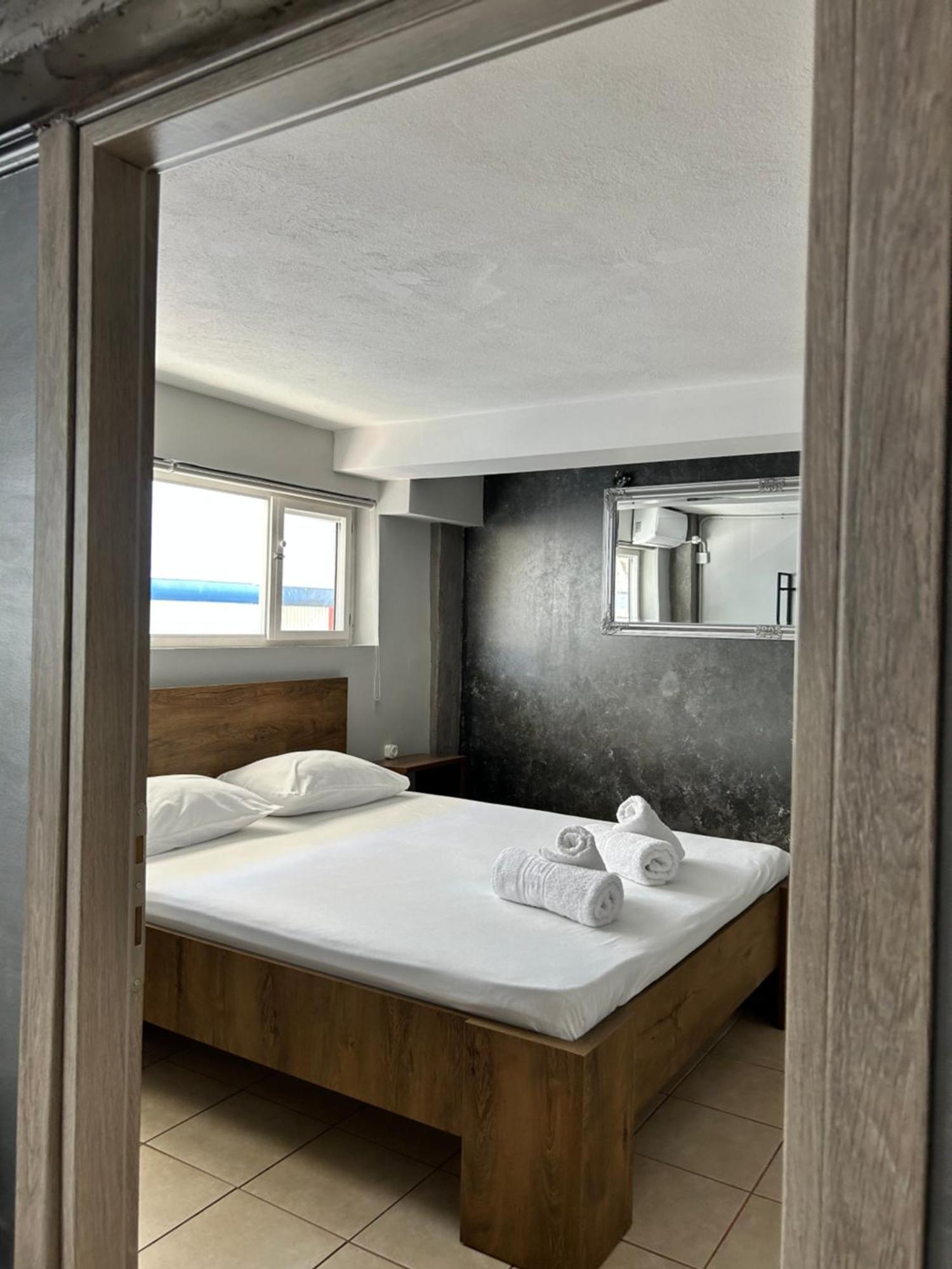 Theloft Apartment Kavala Bagian luar foto