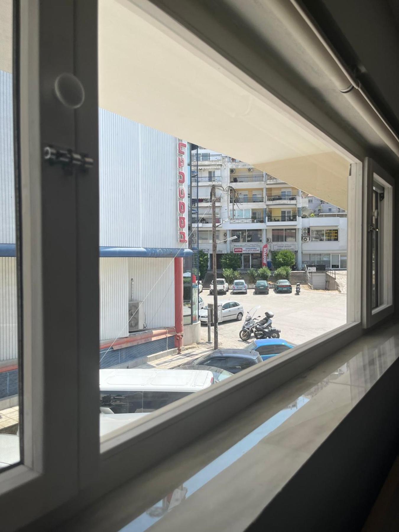 Theloft Apartment Kavala Bagian luar foto